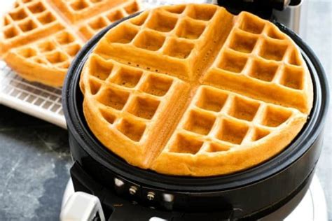 Resep Kreasi Waffle Dan Cara Membuatnya Yang Enak Dan Lembut