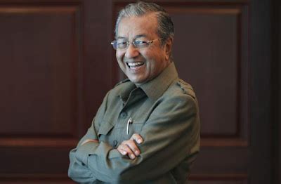 Tun dr mahathir had successfully handled the financial crisis and stabilized malaysian economy. Pak Lah, Najib Punca Kegagalan Wawasan 2020? - Anak Sungai ...