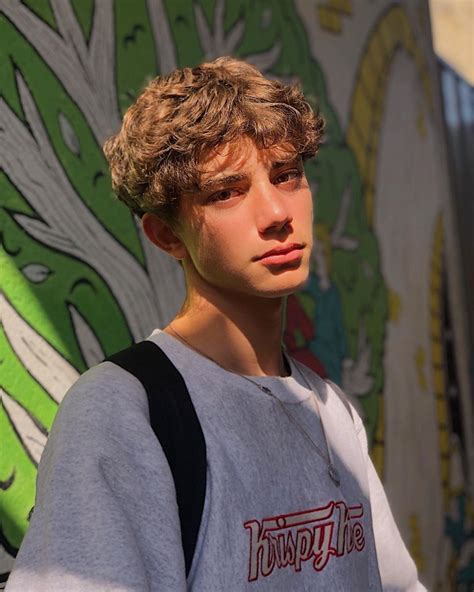 ᴊᴏsʜ 🍒 On Instagram Krispy Surfer Boys Boys With Curly Hair Curly