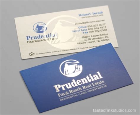Additionally, you can have your cards printed on one or both sides like double sided business card. Showcase of Double-Sided Business Cards - DesignM.ag