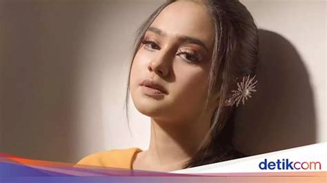 8 Pesona Artis Cantik Punya Wajah Blasteran Ternyata Asli Indonesia