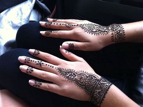 Black simple henna sun tattoo on wrist. Henna! wrist cuff design | Henna | Pinterest | Henna ...