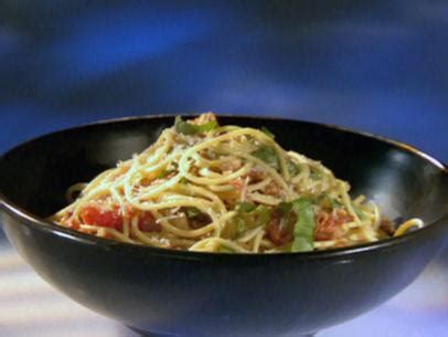 The barefoot contessa star has been inspiring both new and seasoned home cooks with numerous recipes throughout the process. Tomato Feta Pasta Salad Recipe | Ina Garten | Food Network