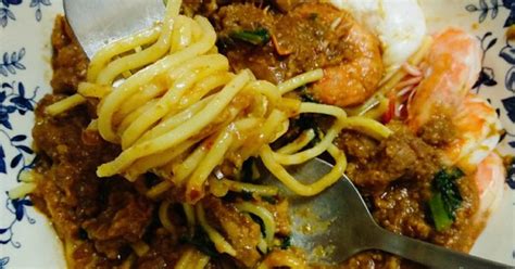 Ya, pedagang cina yang ingin bereksperimentasi dengan rempah ratus yang dibawa oleh pedagang india. Resepi Sambal Cili Kering Mee Tarik