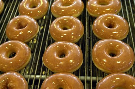 National Doughnut Day 2021 Get Deals At Krispy Kreme Dunkin And More