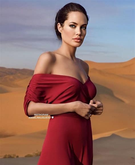 Pin Van Marge Pertuit Op Angelina Jolie