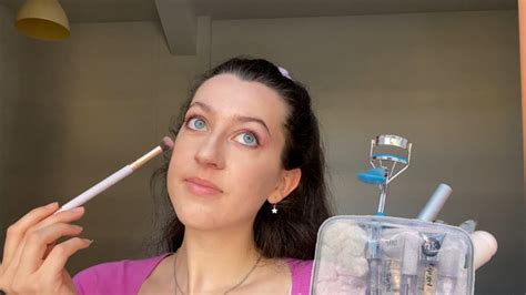 1 Min Asmr Doing My Makeup 💋💄 Youtube
