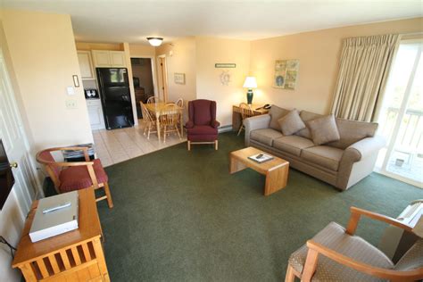 One Bedroom Executive Suite Misty Harbor Resort In Wells Beach Maine