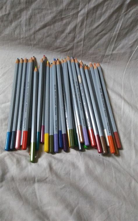 Lot Of Rexel Derwent Watercolour Color Pencils England RexelDerwent ColoredPencils Derwent