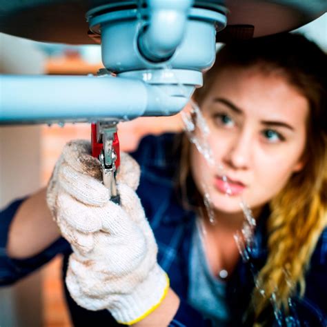 6 Things Professional Plumbers Never Do In Their Own Homes Laptrinhx