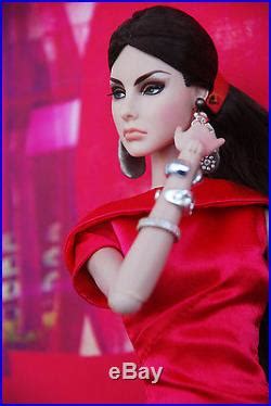 Fashion Royalty Intimate Reveal Agnes Von Weiss Doll Nude Fashion