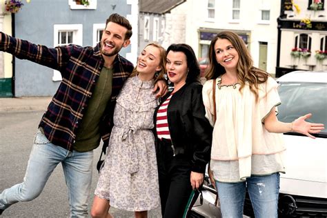 Younger Season 6 Premiere Date And Where To Watch In Australia
