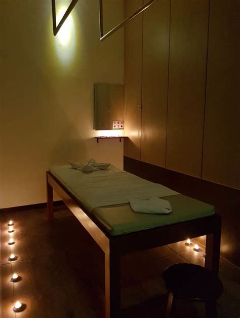 Most Beautiful And Stylish Massage Room Decoration Ideas Massage Room
