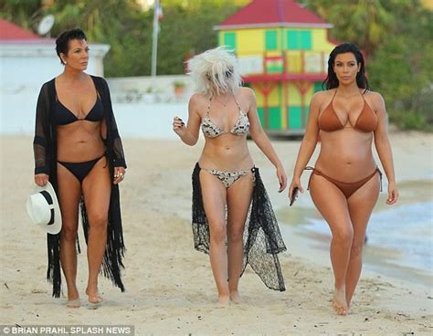 Kris Jenner Shows Off Her Incredible Bikini Body Photos