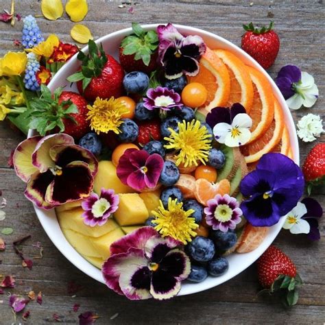 Eat only those parts of the flower or plant that you have confirmed to be safe for human consumption. How to use edible flowers | Edible flowers recipes, Plant ...