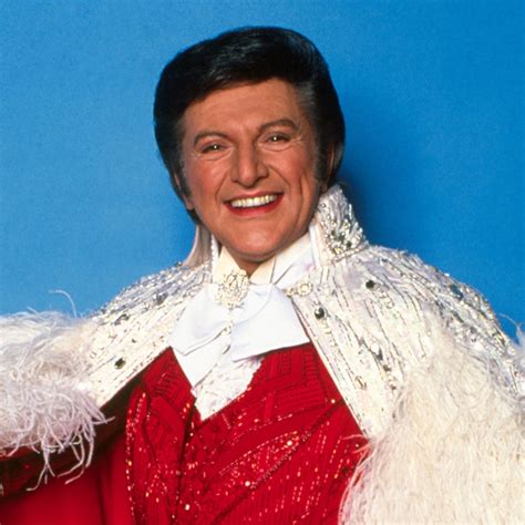What Happened To Liberace Dogs When He Died