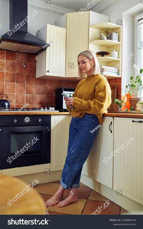 4801 Leaning On Counter Stock Photos Images And Photography Shutterstock