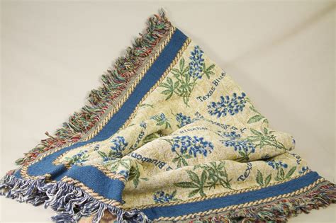 Texas Traditions Bluebonnet Throw Blanket The Store At Lbj