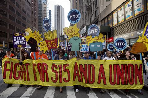 The Winners And Losers Of New Yorks New 15 Fast Food Minimum Wage