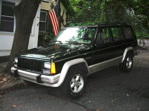 Buy Used 1996 Jeep Cherokee Country Edition In Green And Silver In