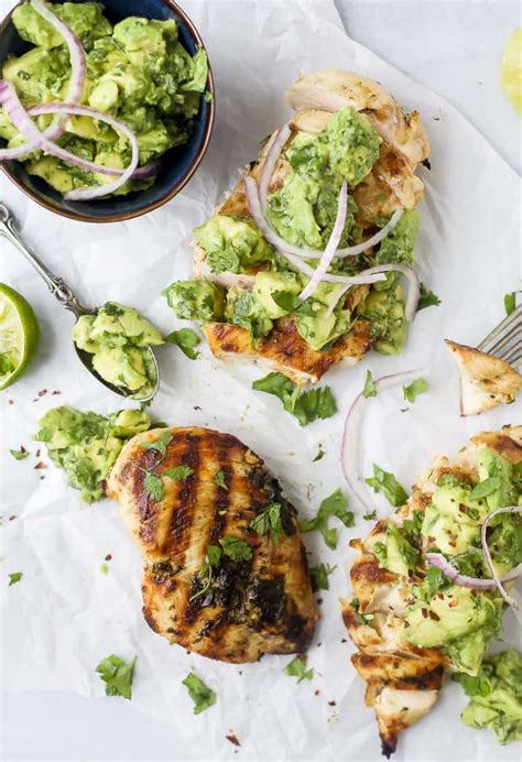 Flavorful cilantro lime chicken with delicious avocado salsa will have you in and out of the kitchen in about 30 minutes! Chicken And Avocado Salad With Lime And Cilantro Recipe