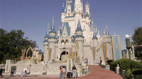 Walt Disney World Parks To Close Through Friday Abc7 New York