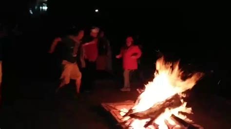 Chiku Buku Rayile Campfire Dance At Munnar Youtube