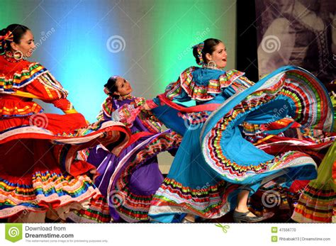 Three Female Mexican Dancers Editorial Image Image 47556770