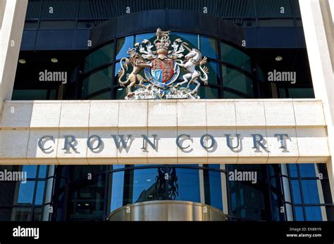 Entrance To Kingston Crown Court Surrey Uk Stock Photo Alamy