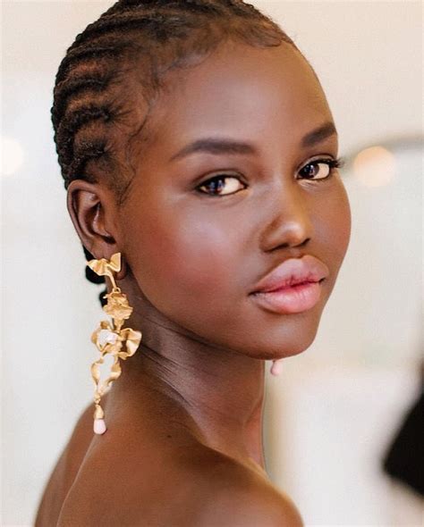 Pin By Bobnkatuzi On Beautiful Dark Skinned Women Dark Skin Beauty