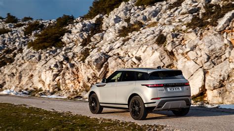 This week we take a look at land rover's redesigned 2020 range rover evoque. First drive review: The 2020 Land Rover Range Rover Evoque ...