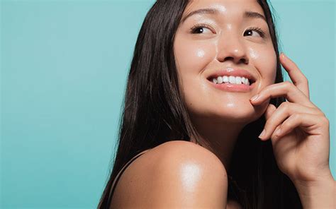 How To Get Glowing Skin According To Dermatologists Skinkraft