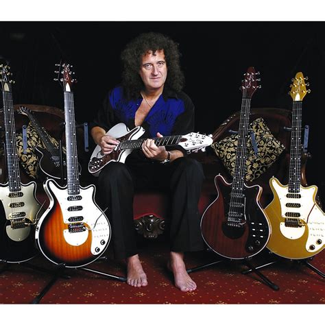 Find out what you want to know about brian's gear and share your own input and insights. Brian May Guitars Brian May Signature Electric Guitar ...