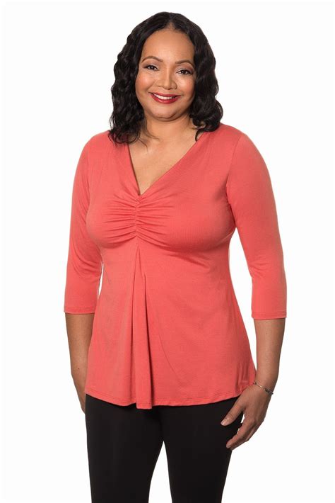 Flattering Tops Shirts To Hide Your Belly Offering The Perfect Drape