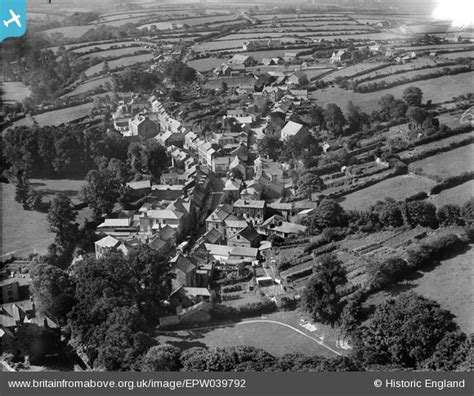Epw039792 England 1932 The Village And Surrounding Countryside