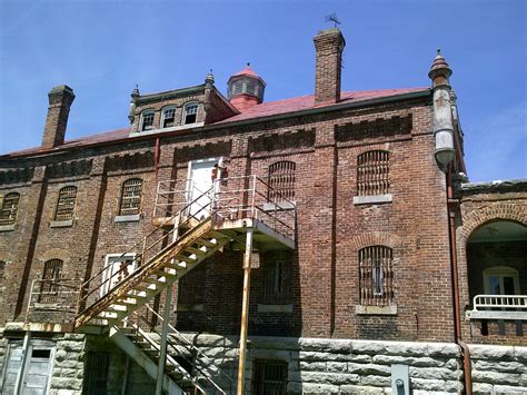 The old Scott County jail, Georgetown, KY | County jail, House styles