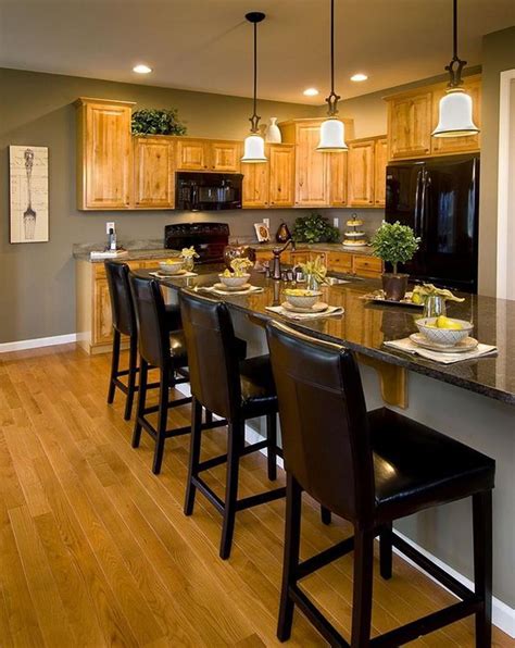 20 Perfect Kitchen Wall Colors With Oak Cabinets For 2019 13 Kitchen