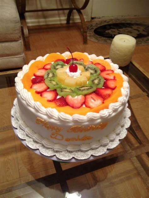 Cake With Fruit On Top Cakes With Fruit Cake Decorated With Fruit
