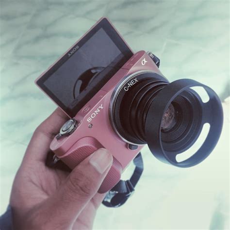 Kamera mirrorless murah dan terbaik dari sony ini dibanderol sekitar rp 2,2 jutaan. Ini 5 Rekomendasi Kamera Mirrorless Harga 3 Jutaan | Blog ...