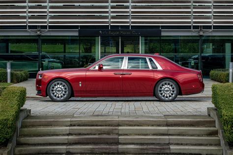 Check spelling or type a new query. Κρυστάλλινα σωματίδια στη βαφή μιας Rolls-Royce Phantom ...