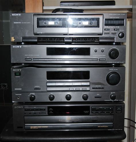 Sony Component Stereo System Includes Cd Player Turntable Speakers