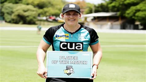 Cricketer Laura May Harris Wife Sister Teams And Hobbies