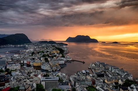 4k 5k Alesund Norway Coast Houses Mountains Sunrises And Sunsets