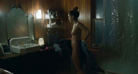 Nude Video Celebs Riley Keough Nude The Lodge