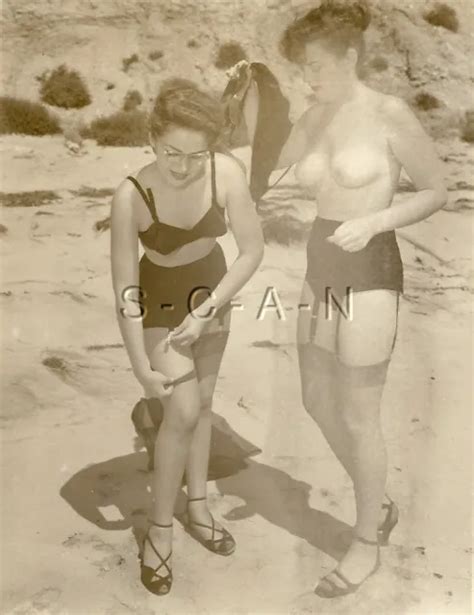 ORIGINAL VINTAGE 1940S 60S Nude RP Two Well Endowed Women At The Beach