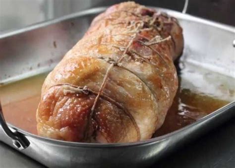How To Debone A Turkey Turkey Recipes Thanksgiving Turkey Cooking Times Thanksgiving