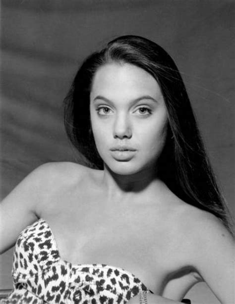 Life Is A Very Precious Blog Angelina Jolies Rare Beautiful Pics