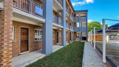 The apartment features 1 bedroom, a tv and a fully equipped kitchen that provides guests with a dishwasher, a microwave. 2 Bedroom Garden Flat To Rent In Pretoria | online information