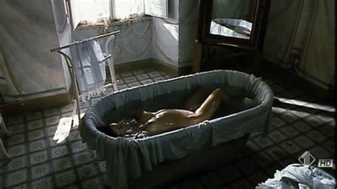 monica bellucci nude briganti amore e libertà 1994 hd 1080p thefappening