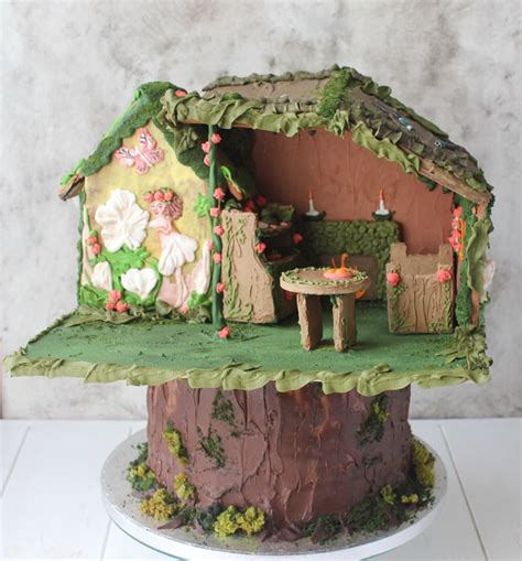 Pin By Pauline Claitor Flores On Gingerbread Art Gingerbread House